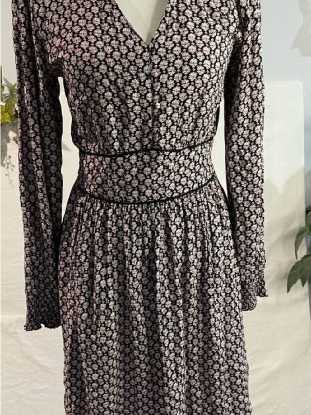 Fat Face Black Long-Sleeve V-Neck Midi Dress with Pink Floral Motif